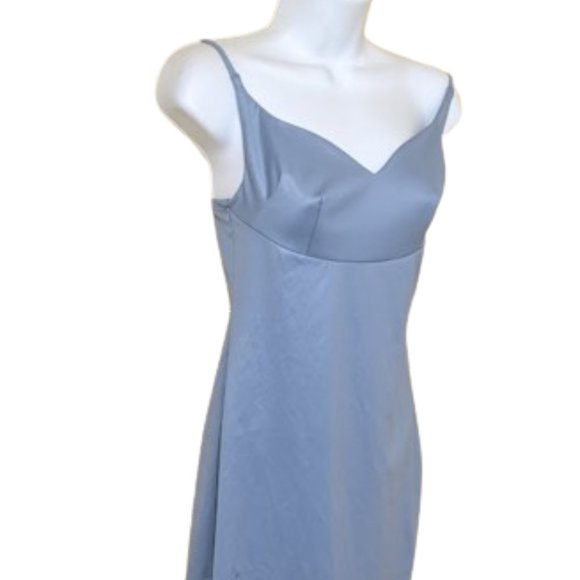Sleek Ice Blue Party Cocktail Evening Dress Size Medium (Ftits XS or Small) - Picture 2 of 4